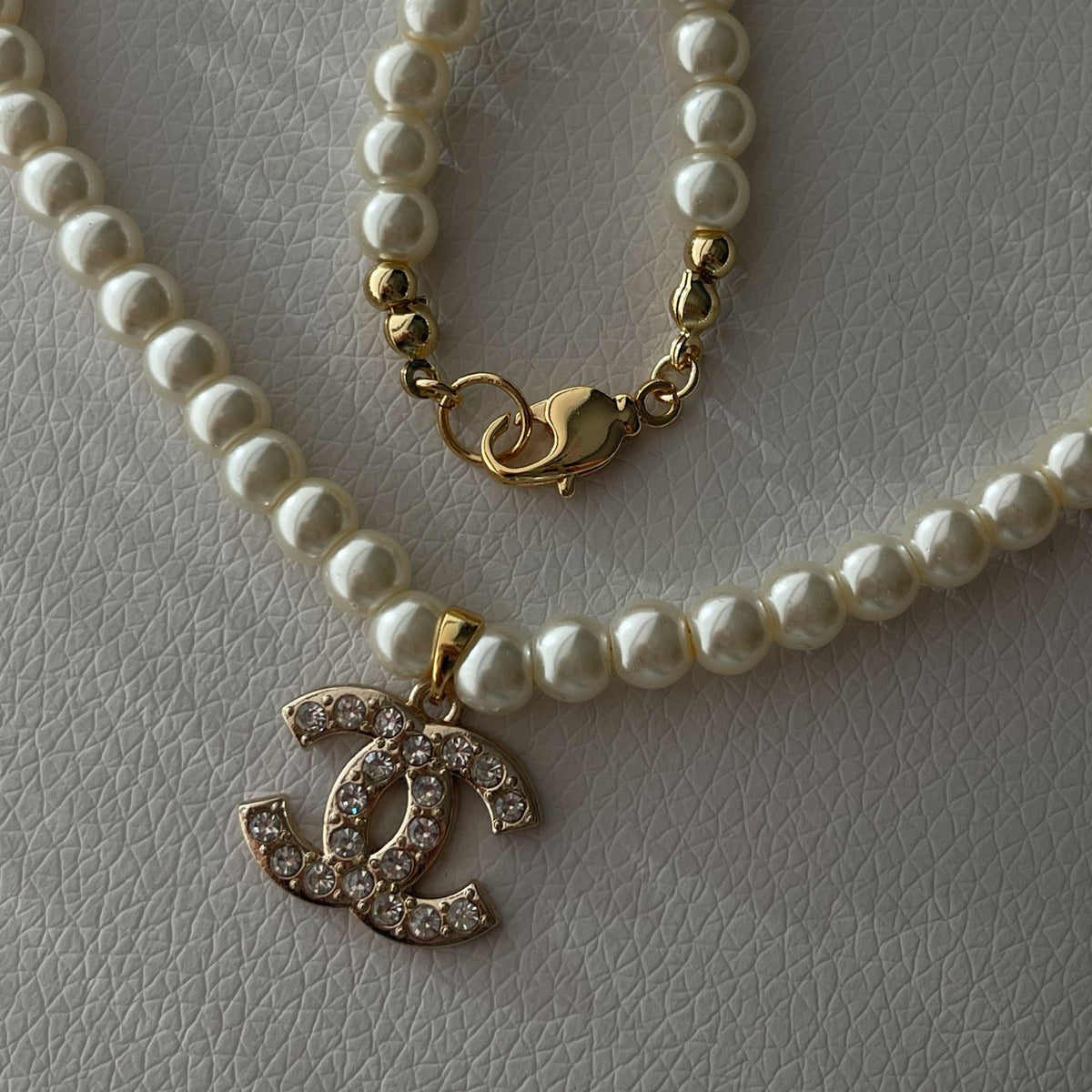 Oyster Velvet Ribbon Necklace - Coin Pearl – Joanna Salmond Jewellery